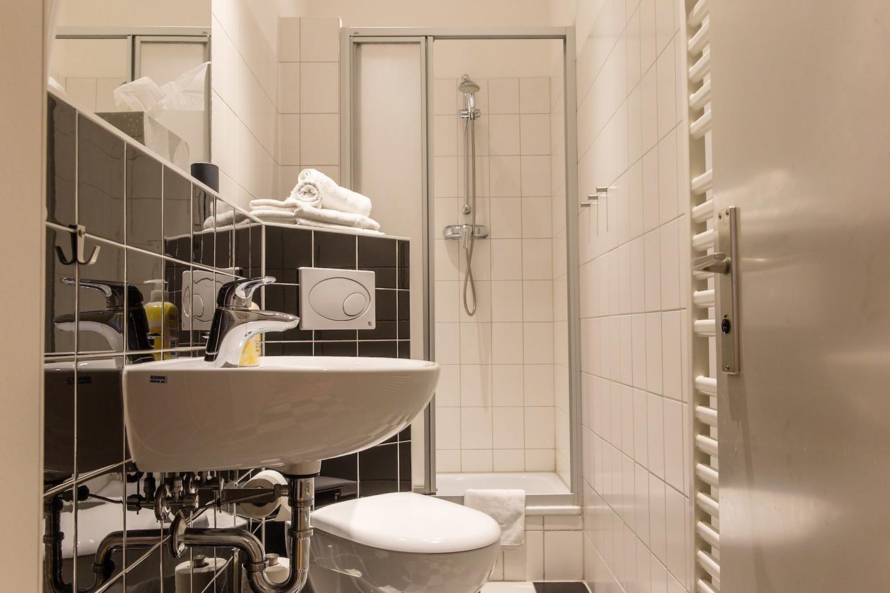 Apartment Kopen Lessing Charlotte Mauerpark ベルリン エクステリア 写真